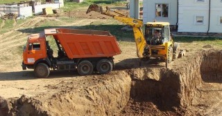 Котлован для дома Сатка, цена от 315 руб./м3.